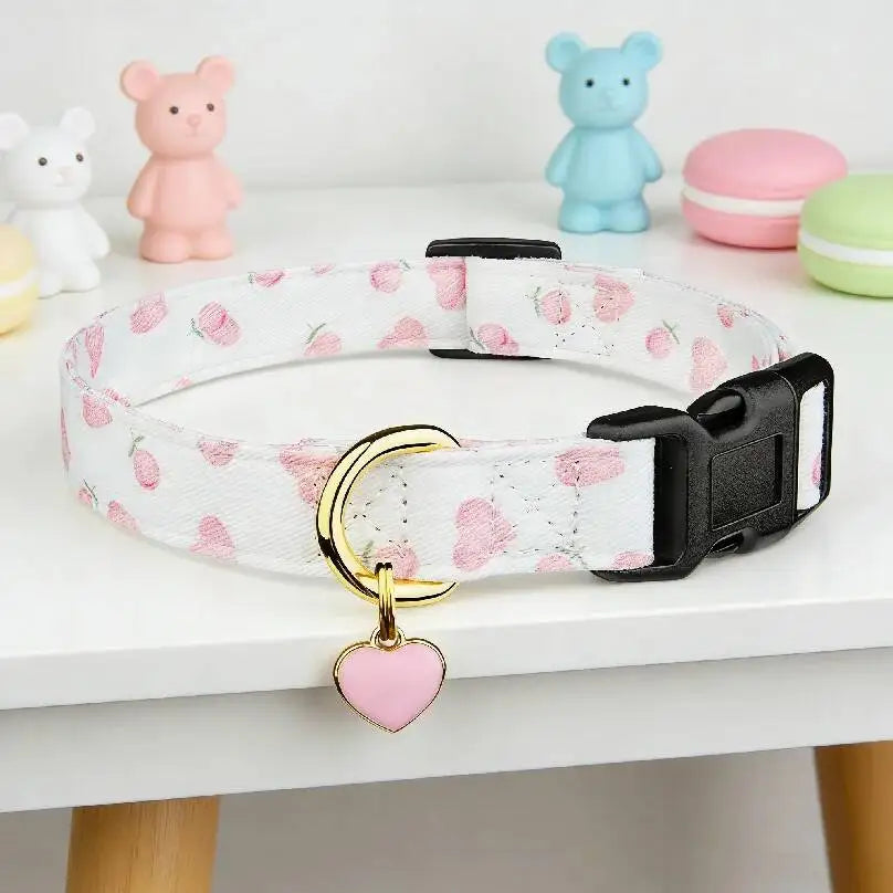 Solid Cotton Dog Cute Heart And Strawberry Design Small Medium Large Dogs Collar Handmade Pendant Pet Cat Puppies