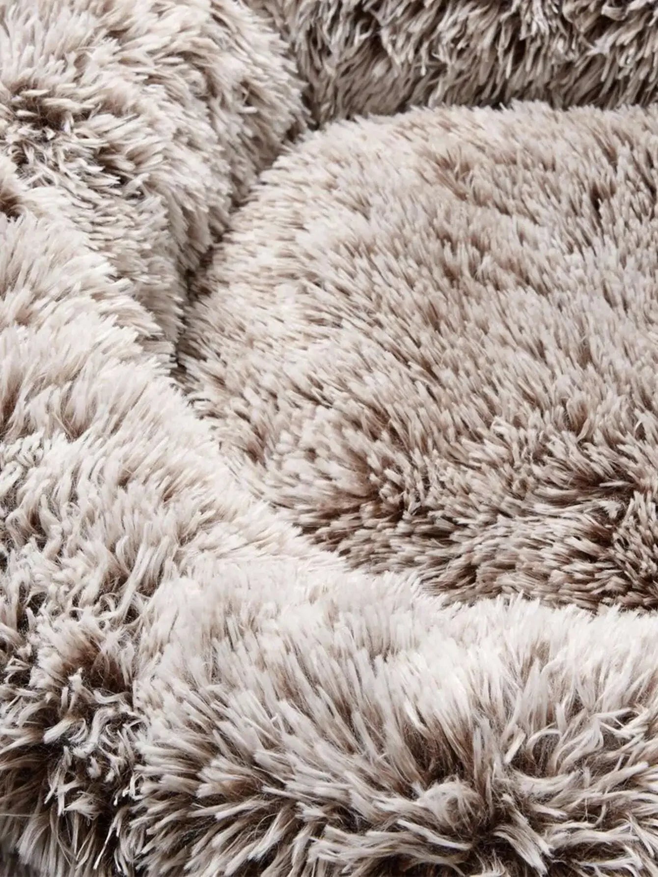 1pc Plush Round Pet Bed With Non-Slip Bottom, Winter Use For Small, Medium, And Large Dogs And Cats